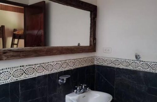 Dagua Villa | Relaxing Family Retreat with Pool and Hot Tub Amenities
