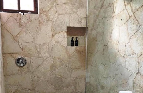 Barrio de Santiago Hotel | Delightful Room with King Bed in Mérida's Heart