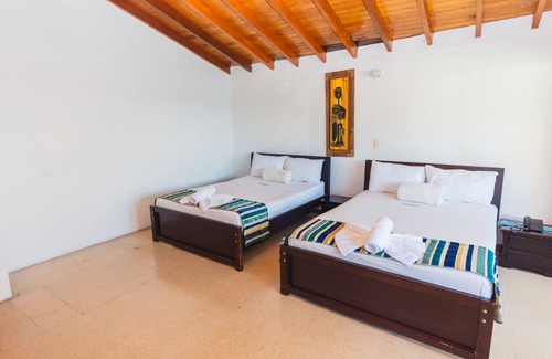 Guatape Hotel | Delightful Family Deluxe Room in Beautiful Guatapé