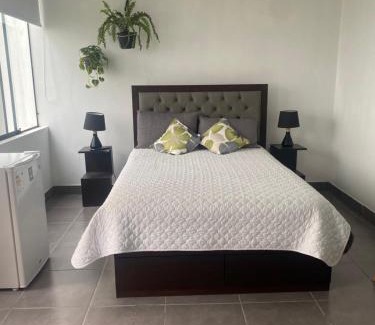 Magdalena del Mar House | Cozy Independent Room Near Miraflores - Rated 10/10!