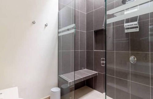 Pie del Cerro Apartment | Cozy 1BR Retreat Near Getsemaní with Ocean View