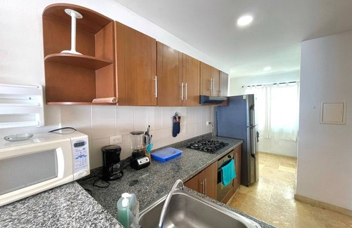 El Laguito Apartment | Seaside Apartment with Balcony and Breakfast Included