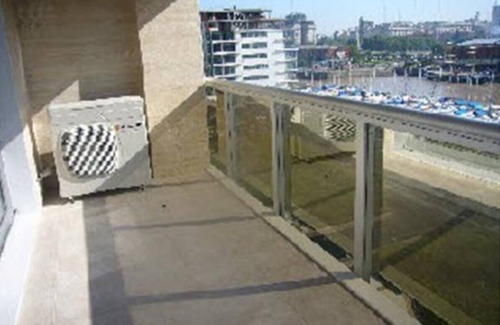 Buenos Aires Central Business District Condo | Convenient Apartment in Palermo with Hot Tub and Family Focus