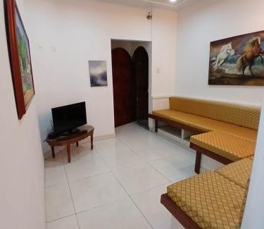 Palmira Apartment | Modern Apartment in Central Palmira – Rated 9.7/10!
