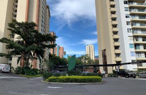 Medellin Apartment | Hermoso Apto en unidad Campestre para Viajeros