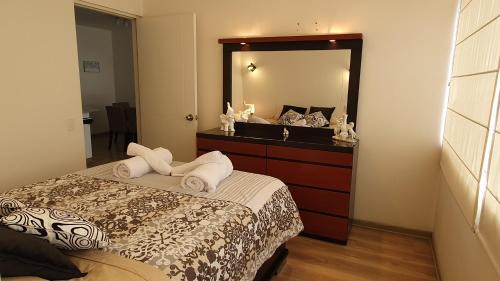 Lince Apartment | Beautiful Oceanfront Apartment with Pool and BBQ Area
