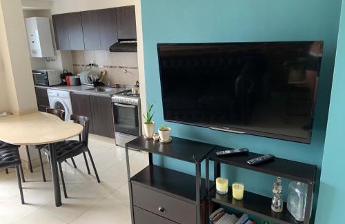 Santa Fe Apartment | Inviting One-Bedroom Apartment: Rated 9.1, Family-Friendly