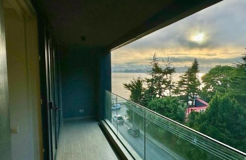 Puerto Varas Apartment | Beautiful 2-Bedroom Apartment Steps from the Lake