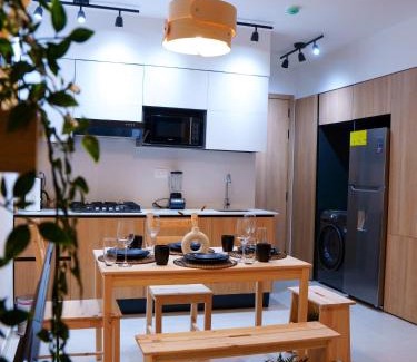 Viejo Arroyo Hondo Apartment | Central Retreat with Ocean Views and 9.8/10 Guest Rating