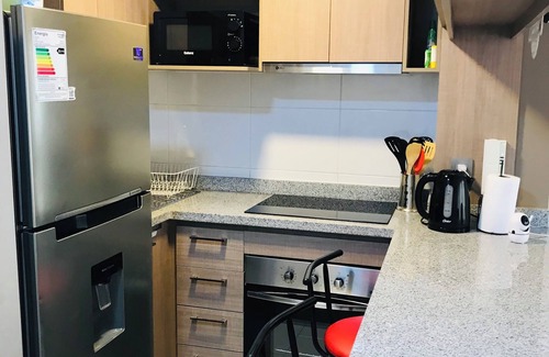 Las Rejas Apartment | Hermoso y cómodo departamento x4 excelente ubicación. Incluye estacionamiento.