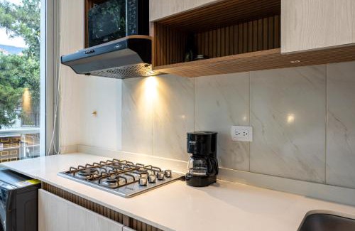 Patio Bonito Apartment | Family-Friendly Retreat at Casa Contabler for Your Getaway
