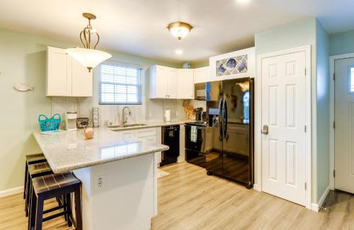 Rockport House | Heron Bay Cottage - Rockport: Pet-Friendly & Family Fun Await