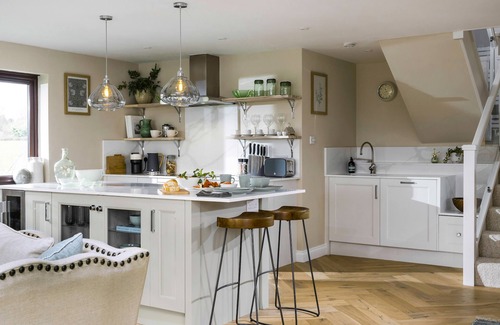 Ripple Cottage | Heron's Nest: Cozy Retreat with Kitchen for Two in Ripple
