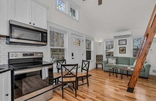 Paw Paw Lake Cottage | Discover Heron's Nest at Paw Paw Lake: Family-Friendly Retreat