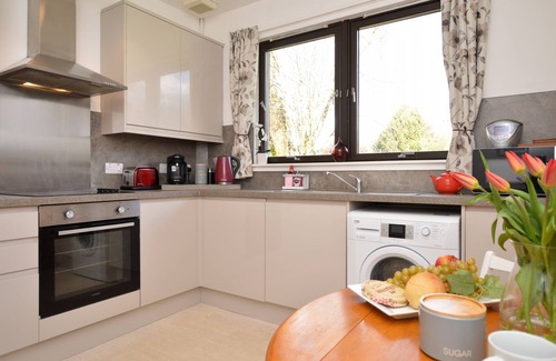 Kilmun Cottage | Pet-Friendly Heronlea Cottage in Picturesque Scotland