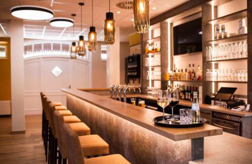 Ankum Hotel | Discover Herrenhaus im Artland: Oceanfront Family Retreat