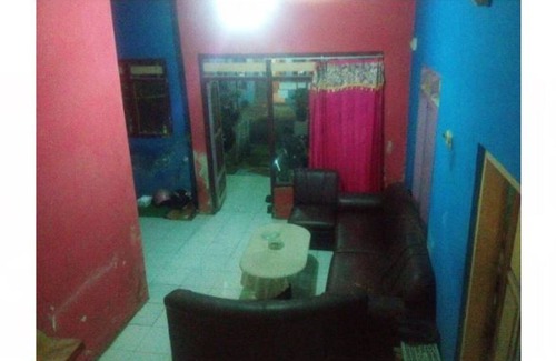 Banyuwangi House | Welcoming Herry Panggang Homestay: Family-Friendly Retreat