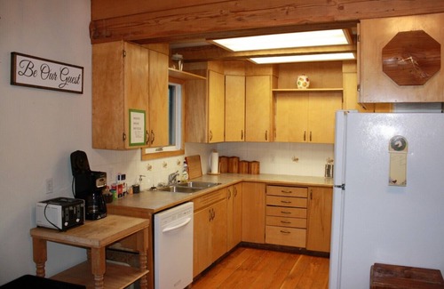 Herschel House | Unforgettable Stay at Herschel Retreat House, Saskatchewan