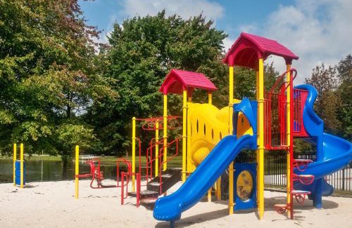 Lebanon - Pine Grove House | Top-Rated Hershey Camping Resort with Pool & Hot Tub