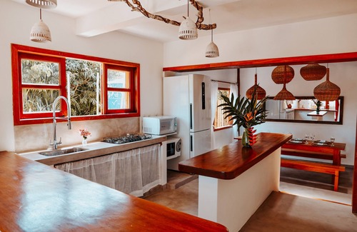 Curuipe House | Heruê Vila: Family-Friendly Retreat with Private Pool Access