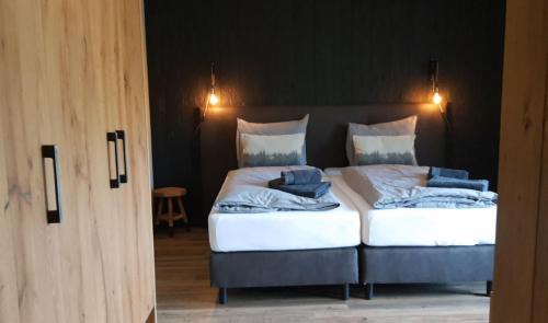 Hollersbach im Pinzgau Hotel | Herz3 Hotel: Pet-Friendly Escape with Dining Delights