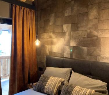 Hollersbach im Pinzgau Hotel | Herz3 Hotel: Pet-Friendly Escape with Dining Delights
