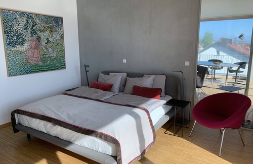 Stetten Apartment | Welcome to the Bright Barrier-Free Apartment Taube