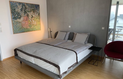 Stetten Apartment | Welcome to the Bright Barrier-Free Apartment Taube