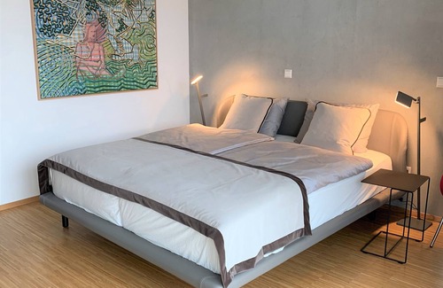Stetten Apartment | Welcome to the Bright Barrier-Free Apartment Taube