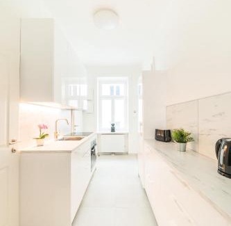 Stuwerviertel Apartment | Discover Comfort at Küss die Hand 2 - Rated 9/10!