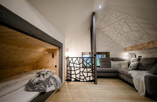 Langenwang Ski Chalet | Exceptional Heselehof Waldchalets with Ocean View and Spa