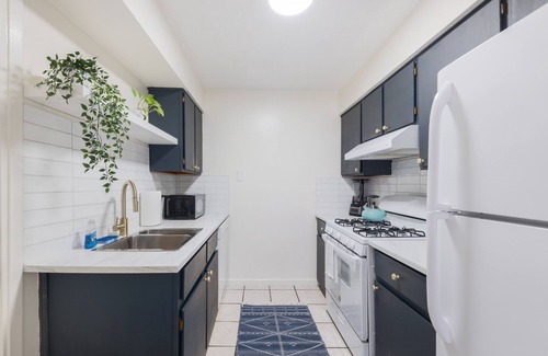 Barrington Oaks Hotel | Hestia: Pet friendly, Awesome N. Austin location