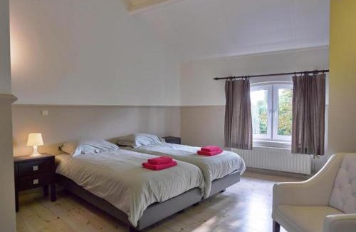 Eikot House | Welcoming Het Bloesemklooster Relais for Family Getaways