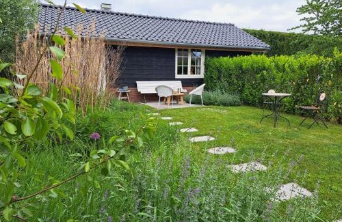 Spaarndam Bed & Breakfast | Pet Friendly Retreat at Het Buitenleven - Guest Rated 9.5