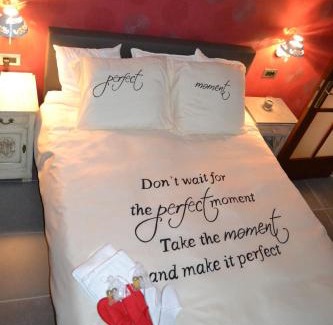 Ypres House | Experience Unmatched Comfort at Het Kabinet - 4-Star Stay