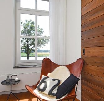 Kessel Bed & Breakfast | Elegant Het Raadhuys Design B&B with Breakfast & Top Rating