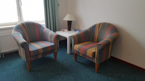De Koog Hotel | Discover Het Uilenbos: Oceanfront Family Haven Awaits!