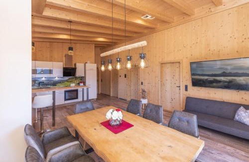 Rohrberg Apartment | Heustadl: Exceptional Stay with Breakfast & Hot Tub Access