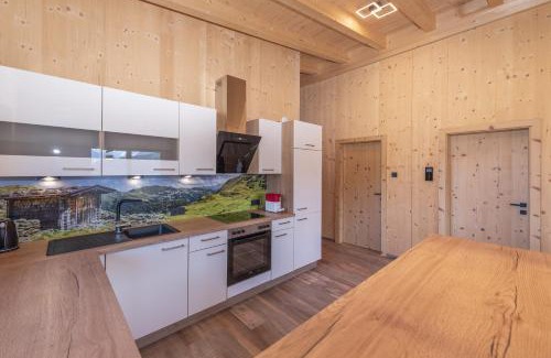 Rohrberg Apartment | Heustadl: Exceptional Stay with Breakfast & Hot Tub Access