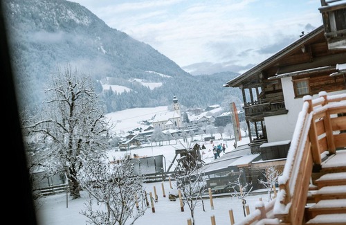 Soell Apartment | Inviting Hexensuite at Hotel Hexenalm with Spa and Breakfast