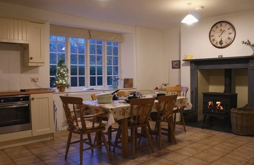 Minehead Cottage | Welcoming Heyden Cottage: Pet-Friendly Retreat in Minehead