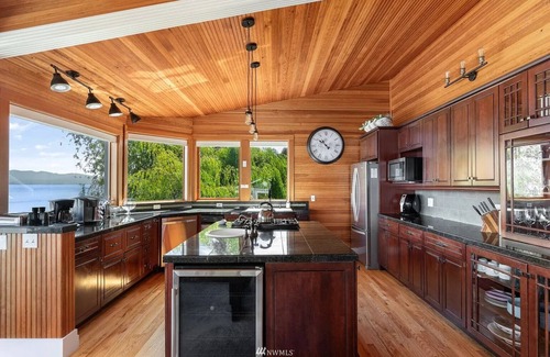 Adelma Beach House | Experience HGTV's "Beach Hunters" at The Bultman Hotel