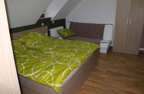 Crnomelj House | Discover Hiša nasprot Sonca: Pet-Friendly Retreat Awaits