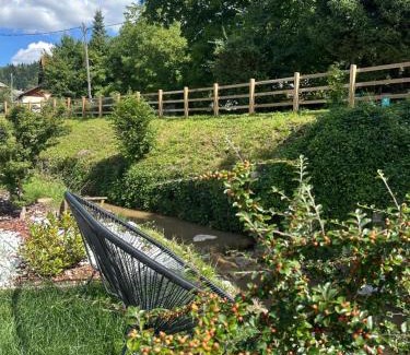 Begunje na Gorenjskem Apartment | Experience Hiša Srečo: Pet-Friendly Stay with Breakfast