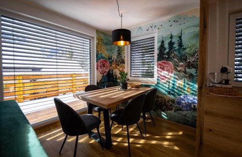Gozd Martuljek House | Remarkable Hiša Zima: Family-Friendly with Pool & 9.9 Rating