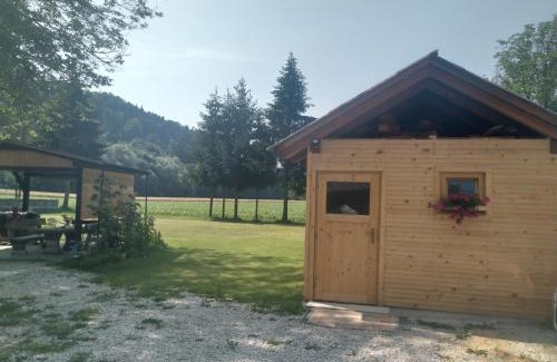 Podnart House | Discover Hiška Zeleni raj: Family-Friendly Getaway