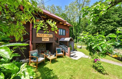 Konjscina House | Experience HIŽA BAKE ROZE: Oceanfront Spa Retreat