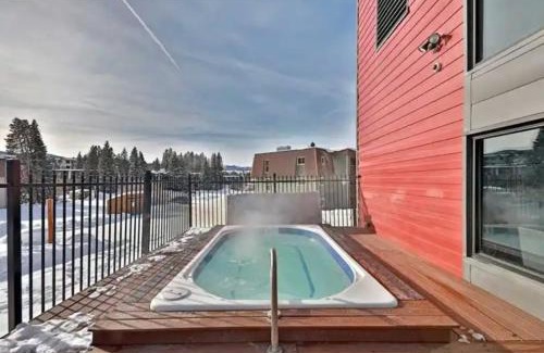 Winter Park Apartment | Perfect Hi Country Haus Getaway with Private Pool & Hot Tub