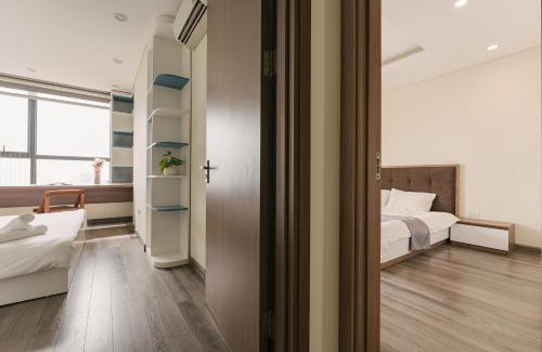 Dong Da Apartment | Cozy Hi-Home: City View Apartment with Pool in Hong Kong