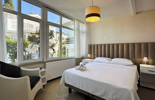 Adalar Hotel | Discover hi Hotel Ivy Buyukada: Top-Rated Family Getaway